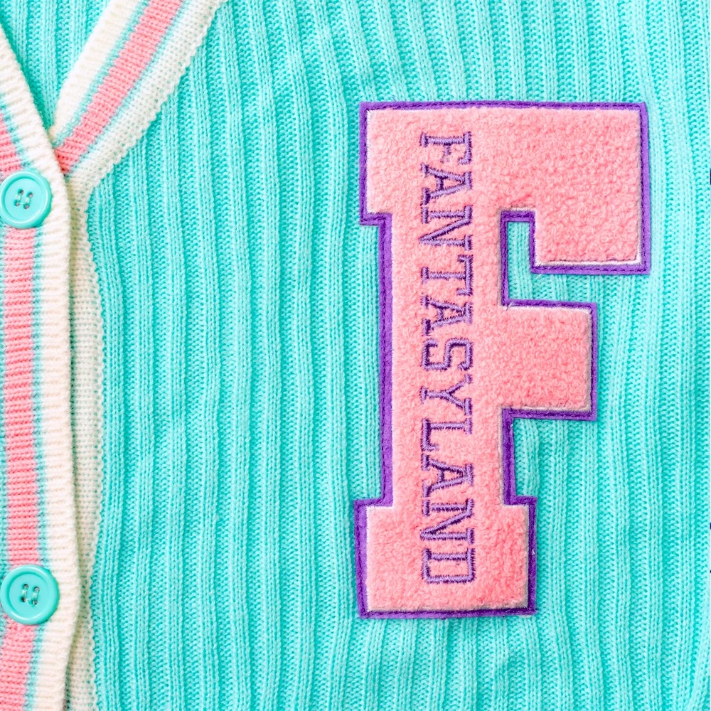 ** MAKE AN OFFER** ✨Fantasyland Cardigan for Adults ✨ - Picture 3 of 9